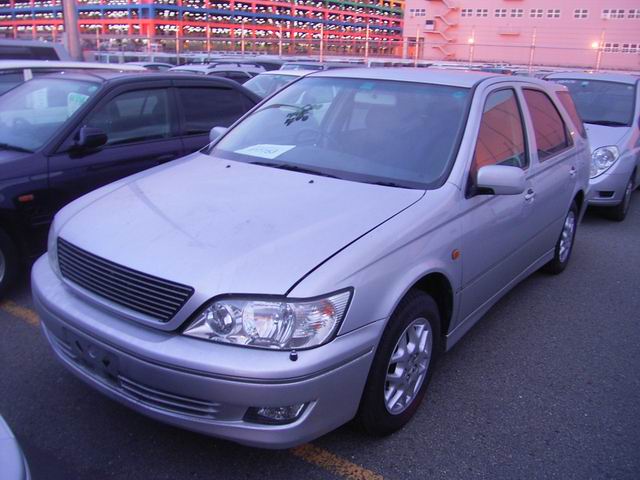 2000 Toyota Vista Ardeo Pics