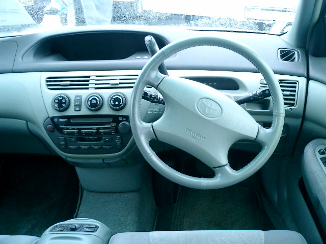 2000 Toyota Vista Ardeo Photos