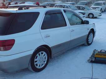 2000 Toyota Vista Ardeo Pictures