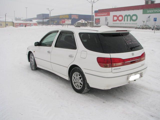 2001 Toyota Vista Ardeo