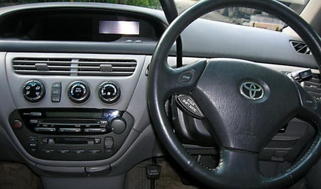2001 Toyota Vista Ardeo