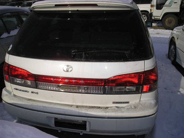 2001 Toyota Vista Ardeo