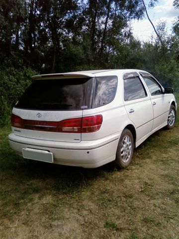2001 Toyota Vista Ardeo