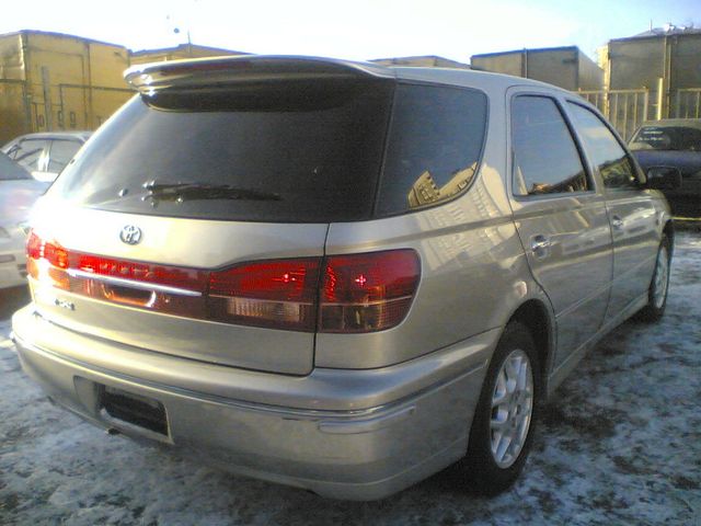 2001 Toyota Vista Ardeo Photos