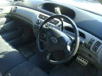 2001 Toyota Vista Ardeo Pics