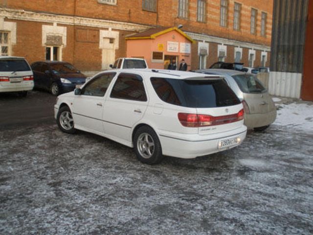 2002 Toyota Vista Ardeo