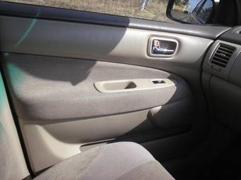 2002 Toyota Vista Ardeo Photos