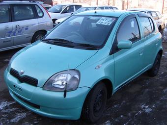 1999 Toyota Vitz