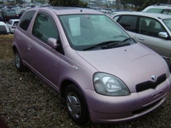 1999 Toyota Vitz