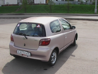 1999 Toyota Vitz