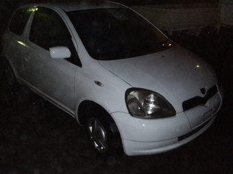 1999 Toyota Vitz