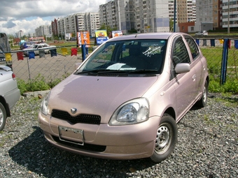 1999 Toyota Vitz