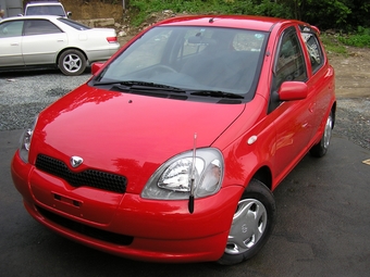 1999 Toyota Vitz