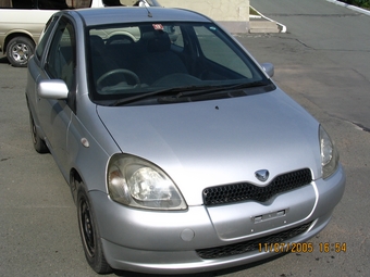 1999 Toyota Vitz