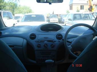 1999 Vitz