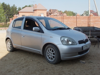 1999 Toyota Vitz