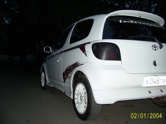 1999 Toyota Vitz