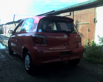 1999 Toyota Vitz