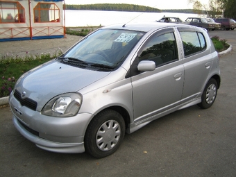 1999 Toyota Vitz