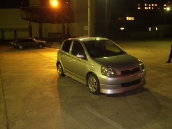 1999 Toyota Vitz