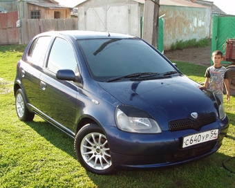 1999 Toyota Vitz