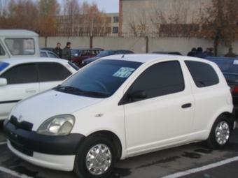 1999 Toyota Vitz