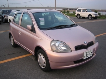 1999 Toyota Vitz