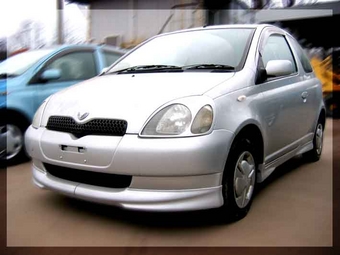 1999 Toyota Vitz