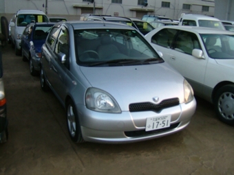 1999 Toyota Vitz