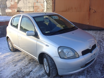 1999 Toyota Vitz