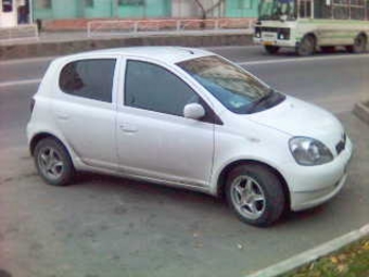 1999 Toyota Vitz