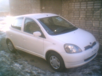 1999 Toyota Vitz