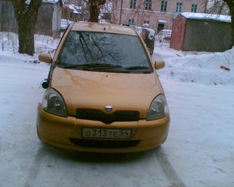 1999 Vitz