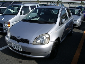 1999 Toyota Vitz