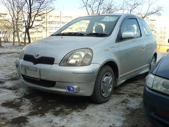 1999 Toyota Vitz