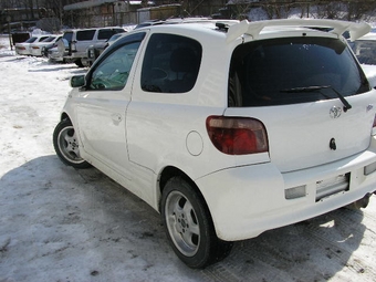 1999 Vitz