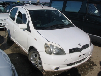 1999 Toyota Vitz