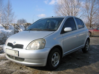 1999 Toyota Vitz