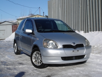 1999 Toyota Vitz