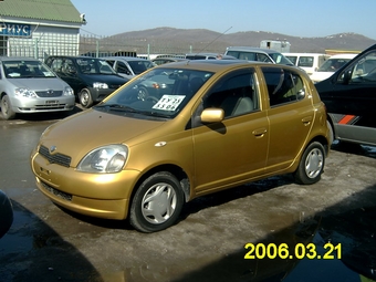 1999 Toyota Vitz