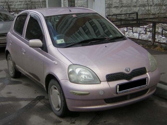 1999 Toyota Vitz