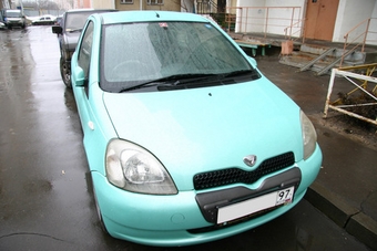 1999 Vitz