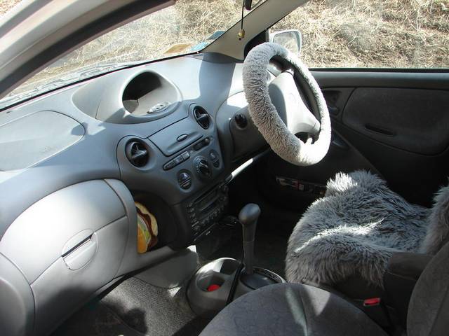 1999 Toyota Vitz