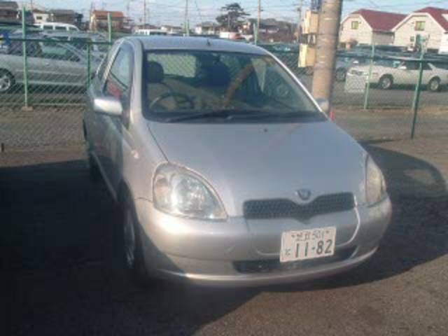 1999 Toyota Vitz