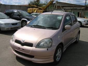 1999 Toyota Vitz