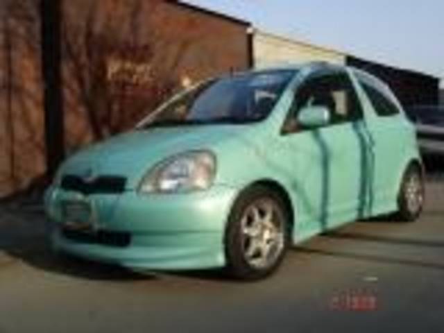 1999 Toyota Vitz