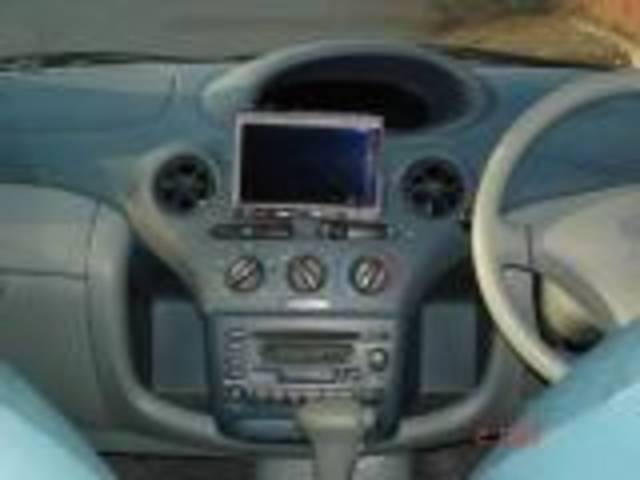 1999 Toyota Vitz