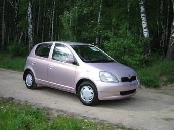 1999 Toyota Vitz