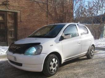 1999 Toyota Vitz