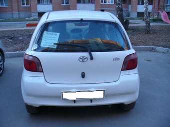 1999 Toyota Vitz